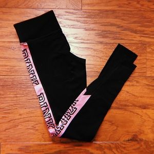PINK Victoria’s Secret leggings